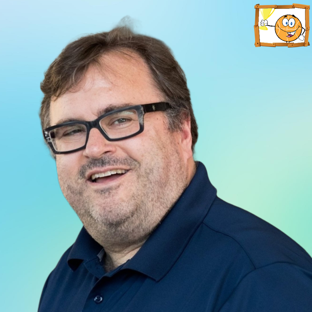 founder of linkedin and year
